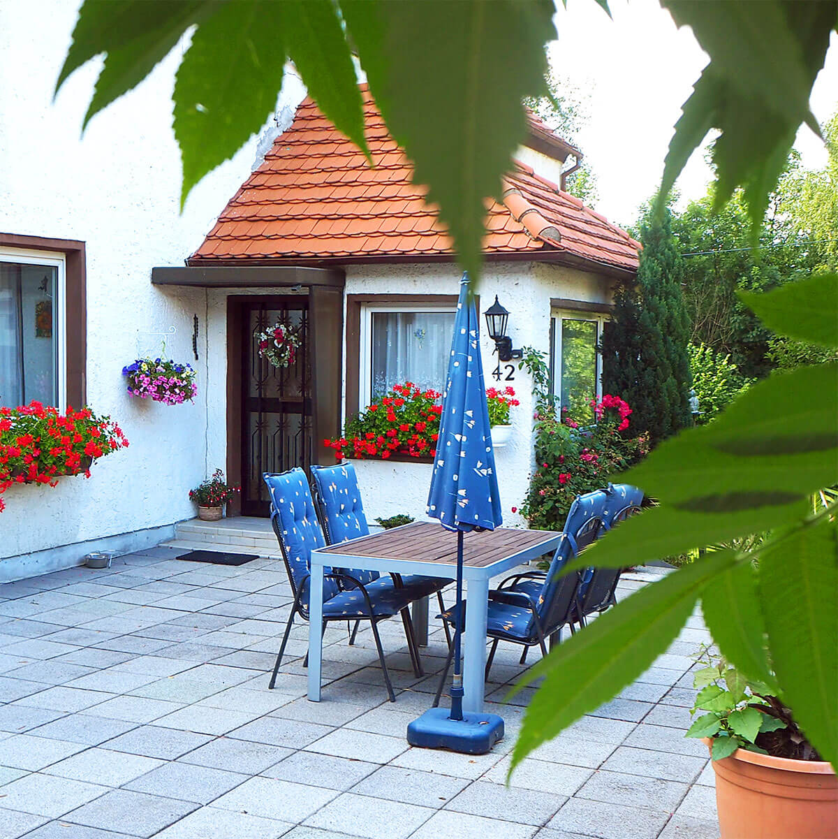 zum Tschauderhof - Unterkunft Hauseingang